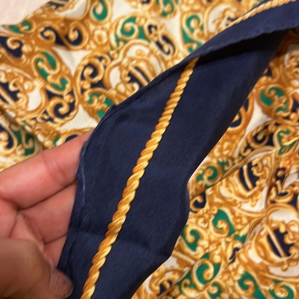 Dior 🧣 scarf silk